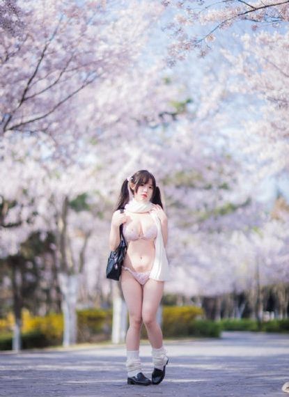 美女黄网站免费观看_4K高清视频观看