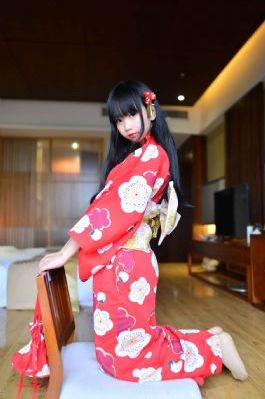 乌克兰美女av_720在线播放观看